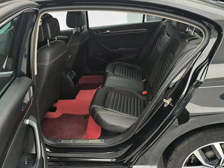 Volkswagen Magotan — миниатюра 11