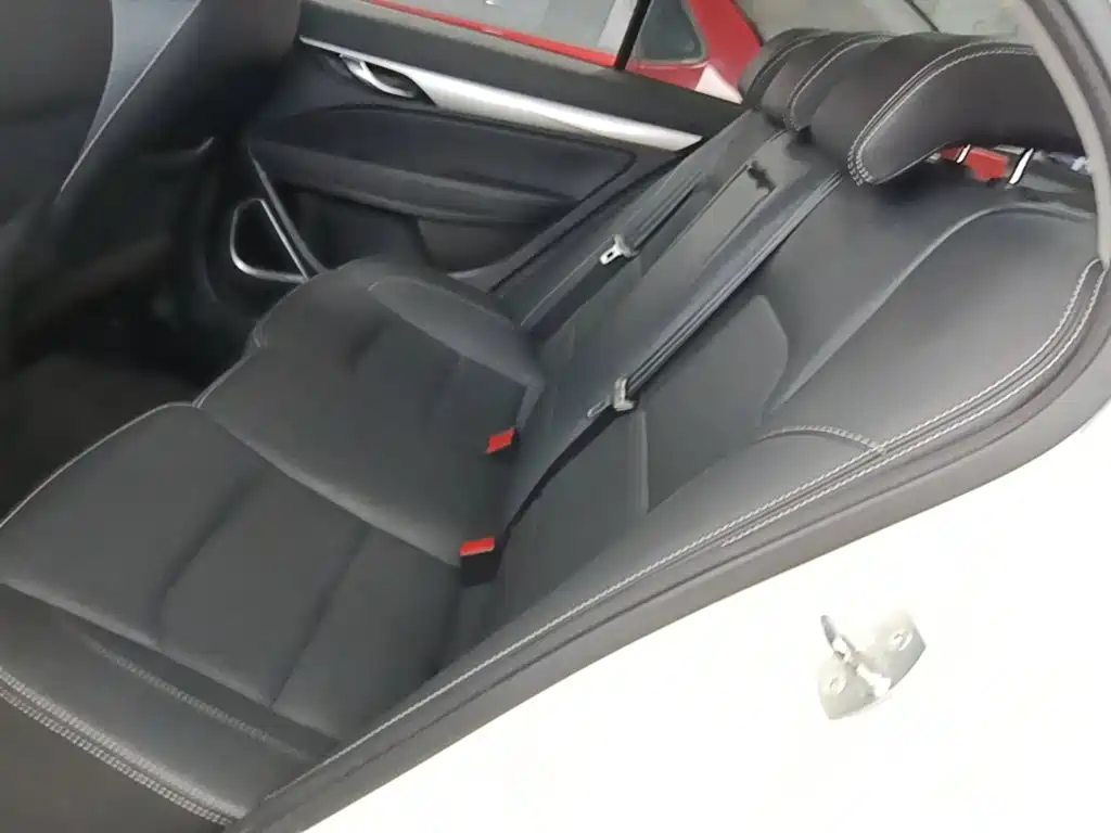 Geely Emgrand — миниатюра 17