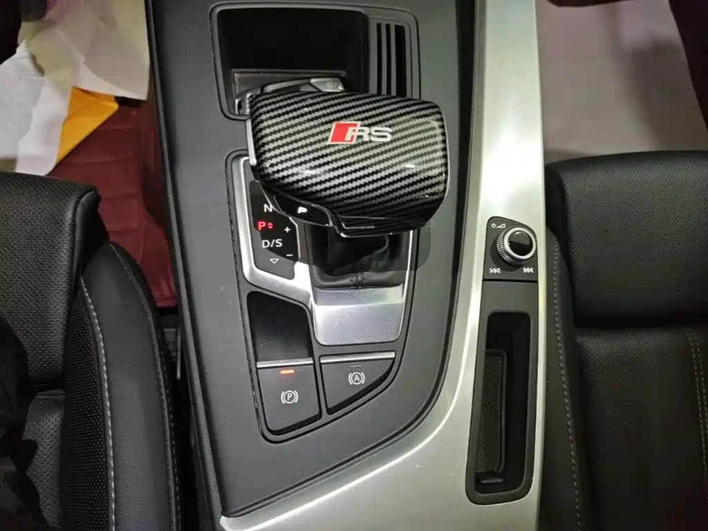 Audi A4L — миниатюра 14