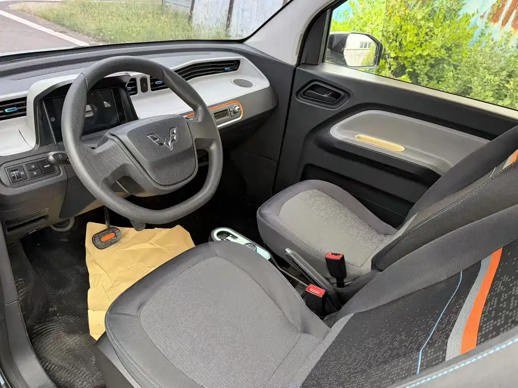 Wuling MINIEV — миниатюра 7