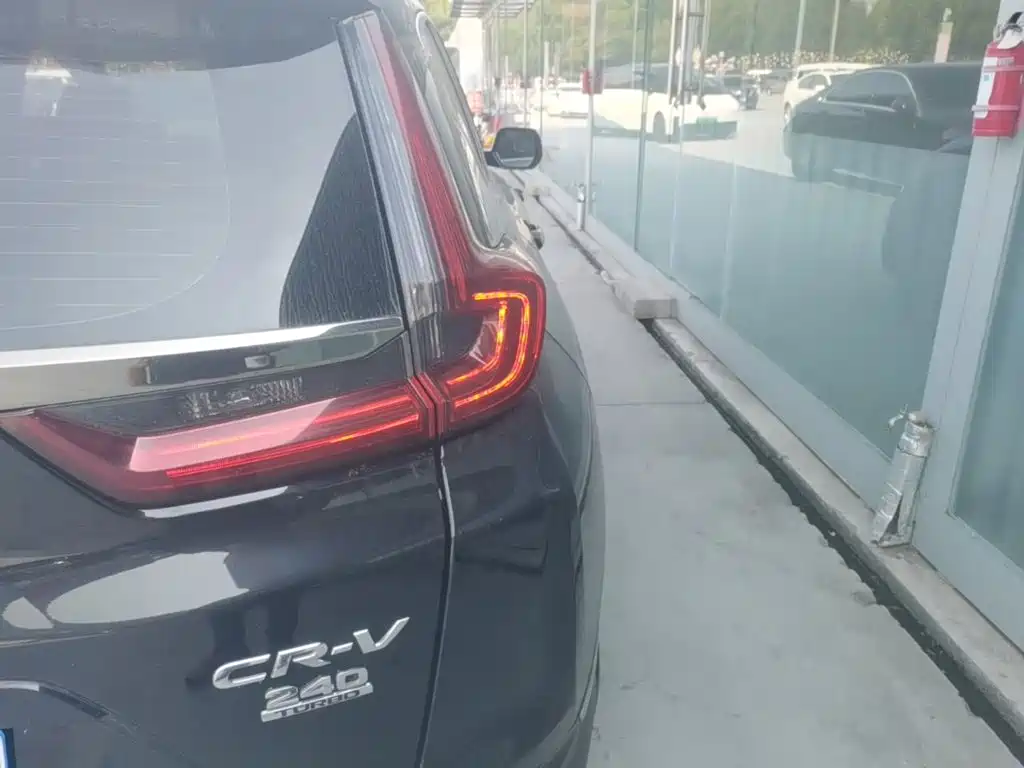 Honda CR-V — миниатюра 8
