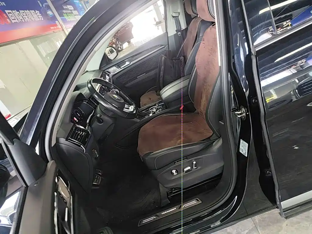 Volkswagen Teramont — миниатюра 10