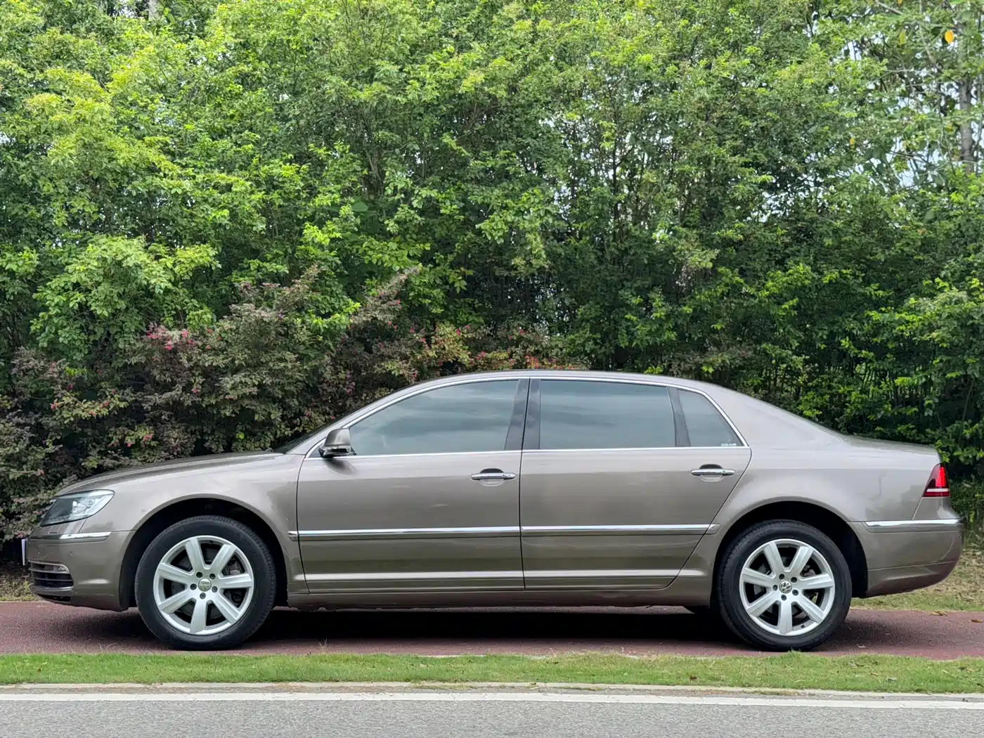 Volkswagen Phaeton