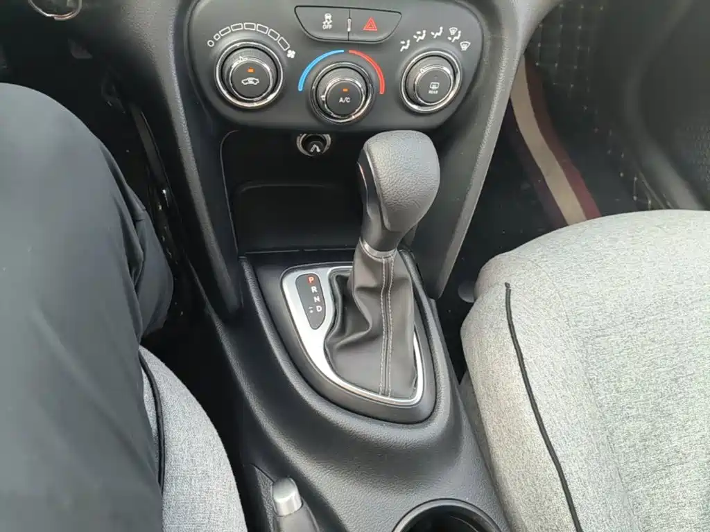 Fiat Viaggio — миниатюра 14