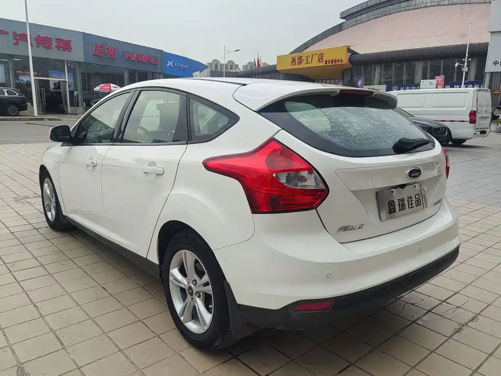 Ford Focus — миниатюра 7