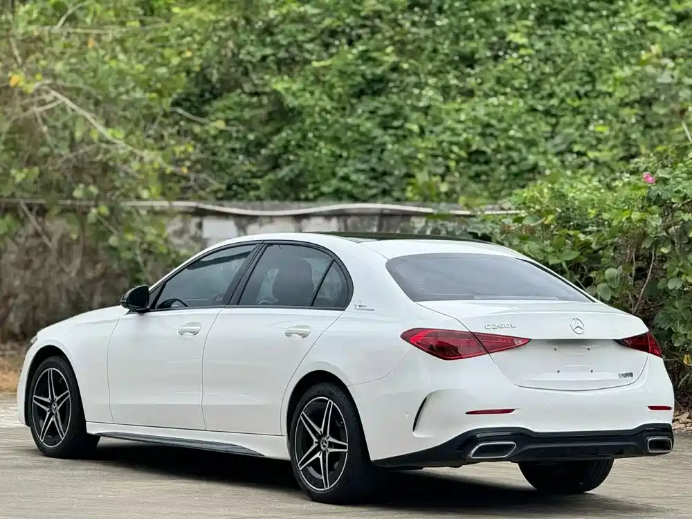 Mercedes-Benz C-Class — миниатюра 9