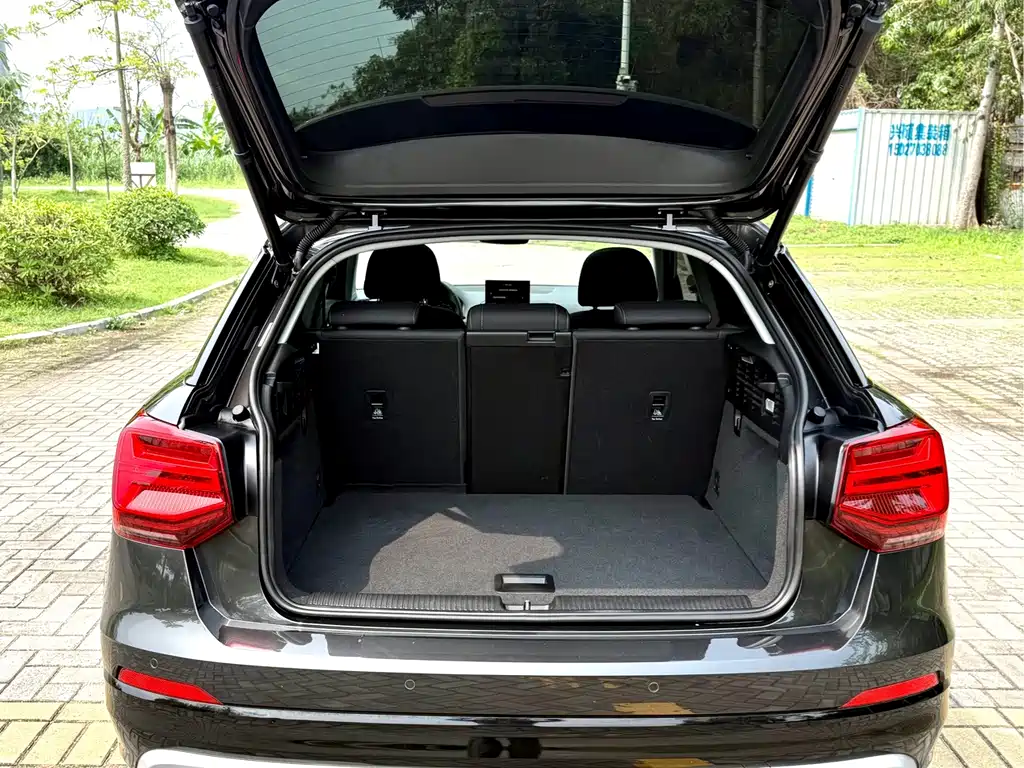 Audi Q2L — миниатюра 23