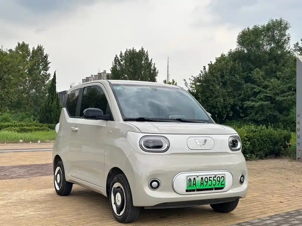 Wuling MINIEV — миниатюра 3