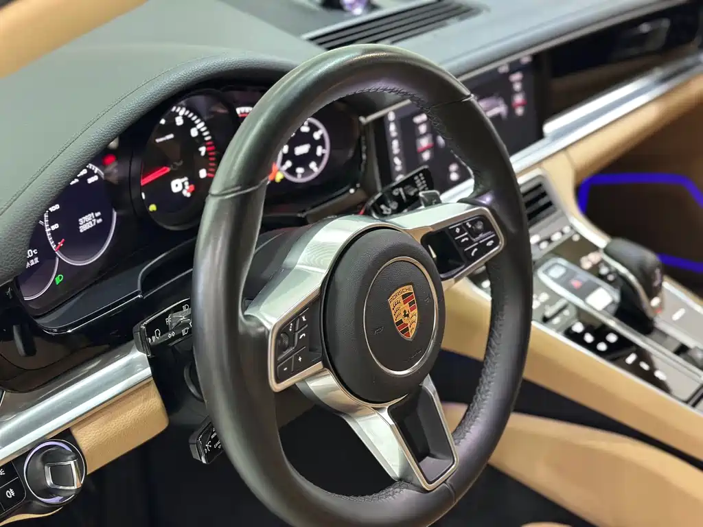 Porsche Panamera — миниатюра 16