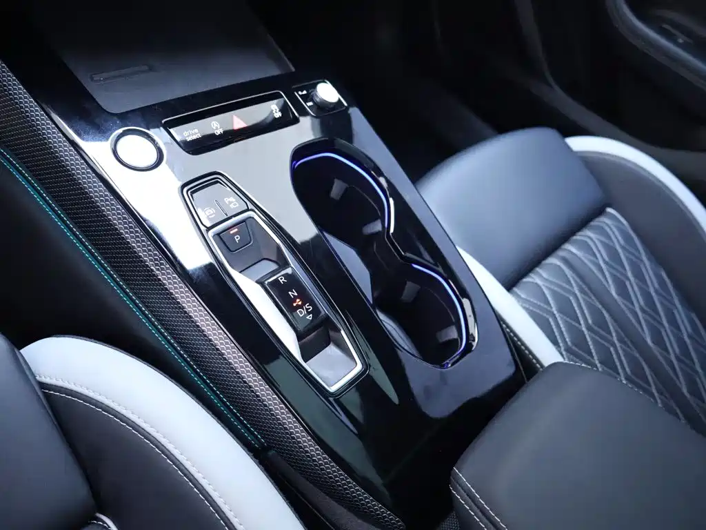 Audi A5L — миниатюра 12