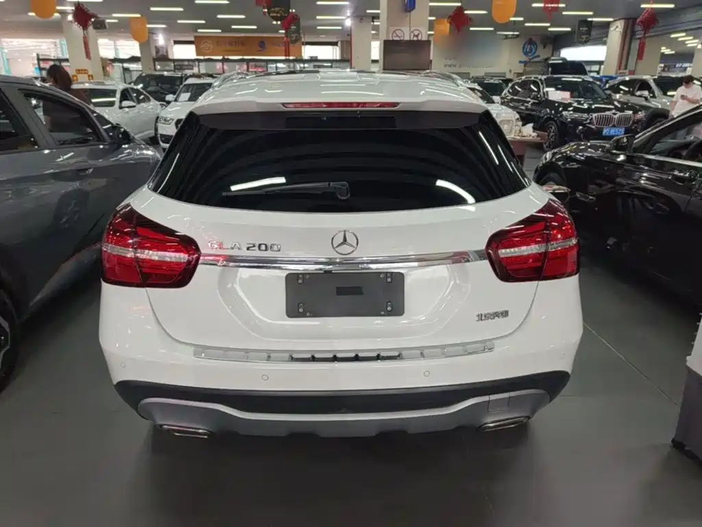 Mercedes-Benz GLA — миниатюра 6