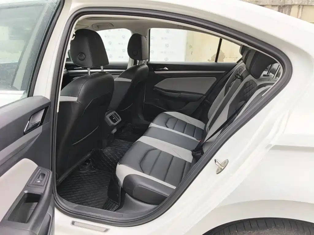 Volkswagen Bora — миниатюра 17
