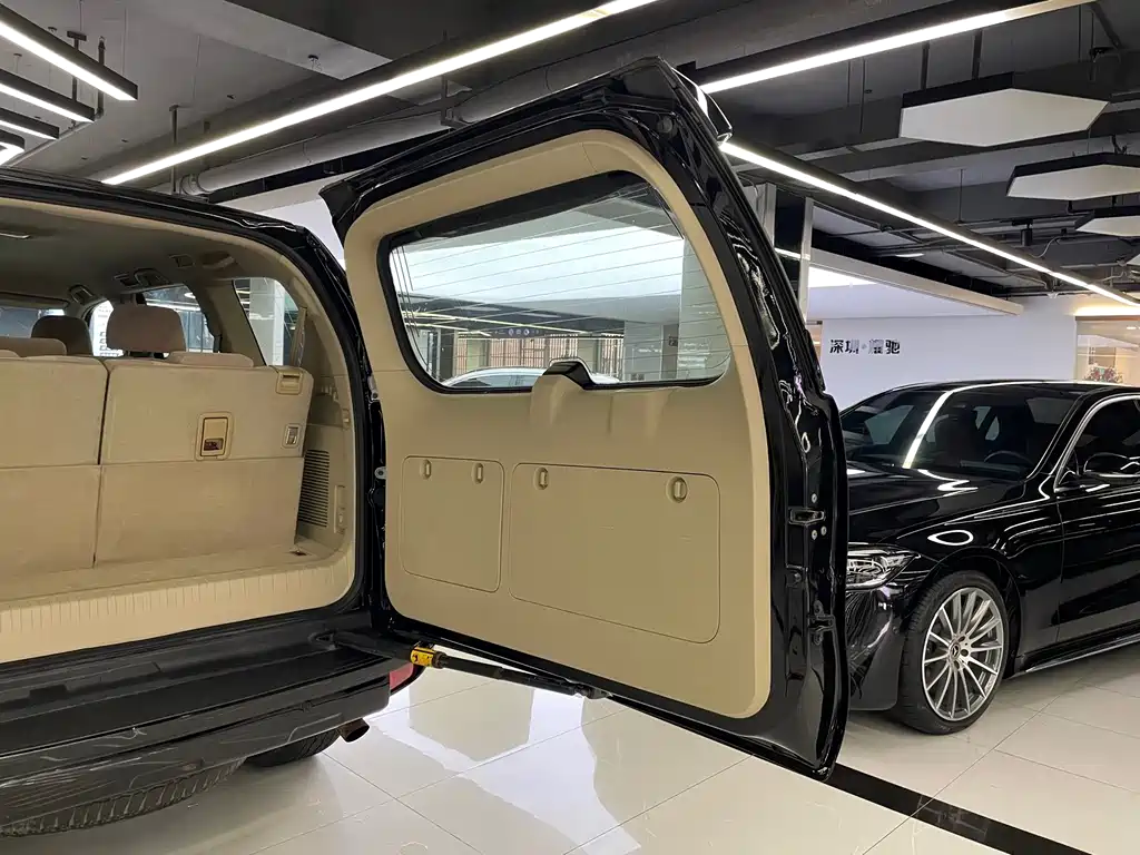 Toyota Prado (Import) — миниатюра 40