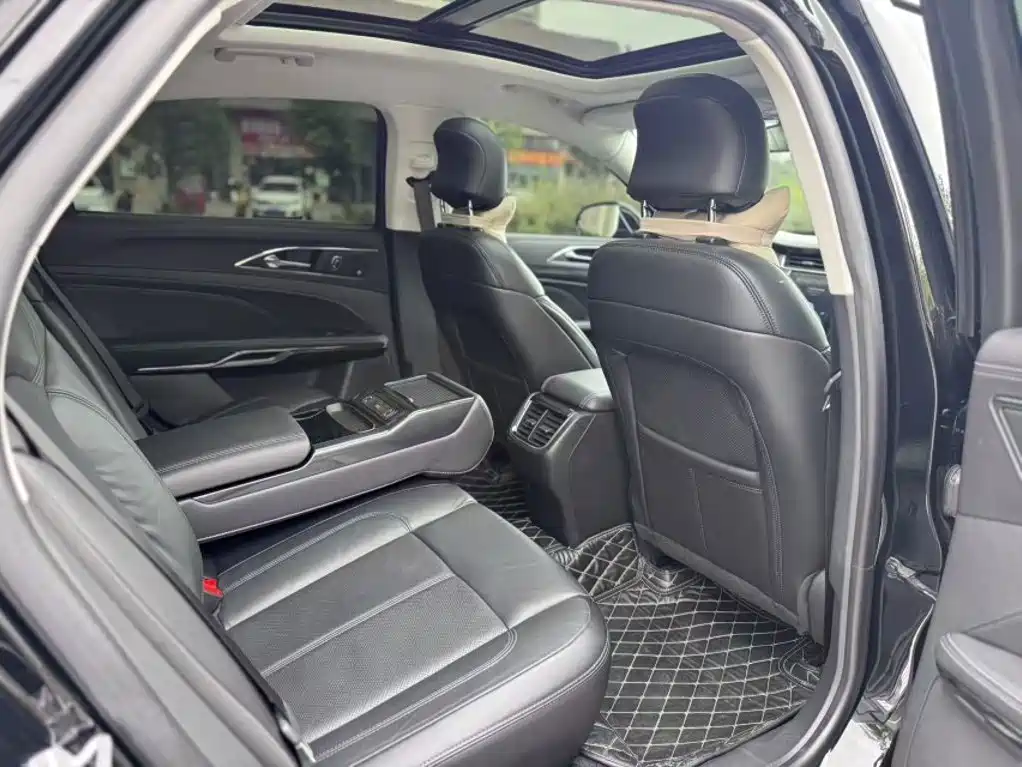 Ford Taurus — миниатюра 12
