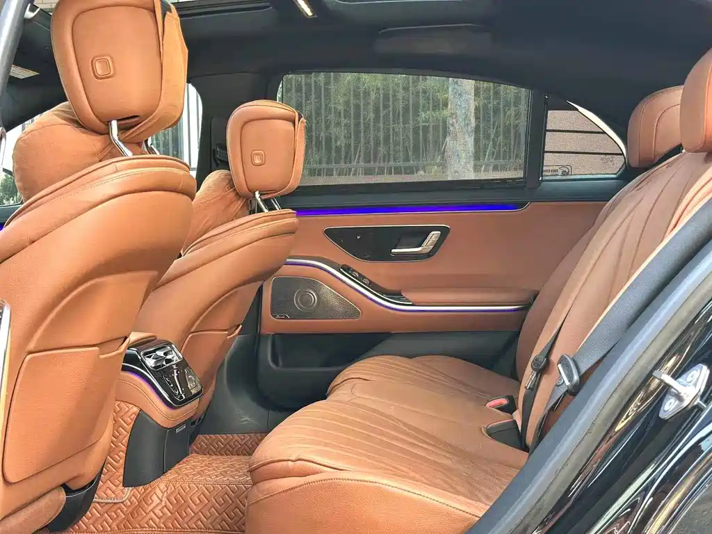 Mercedes-Benz S-Class — миниатюра 6