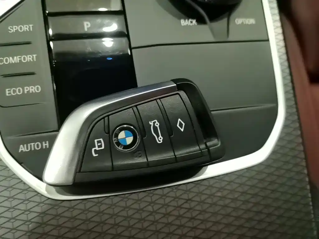 BMW i3 — миниатюра 9