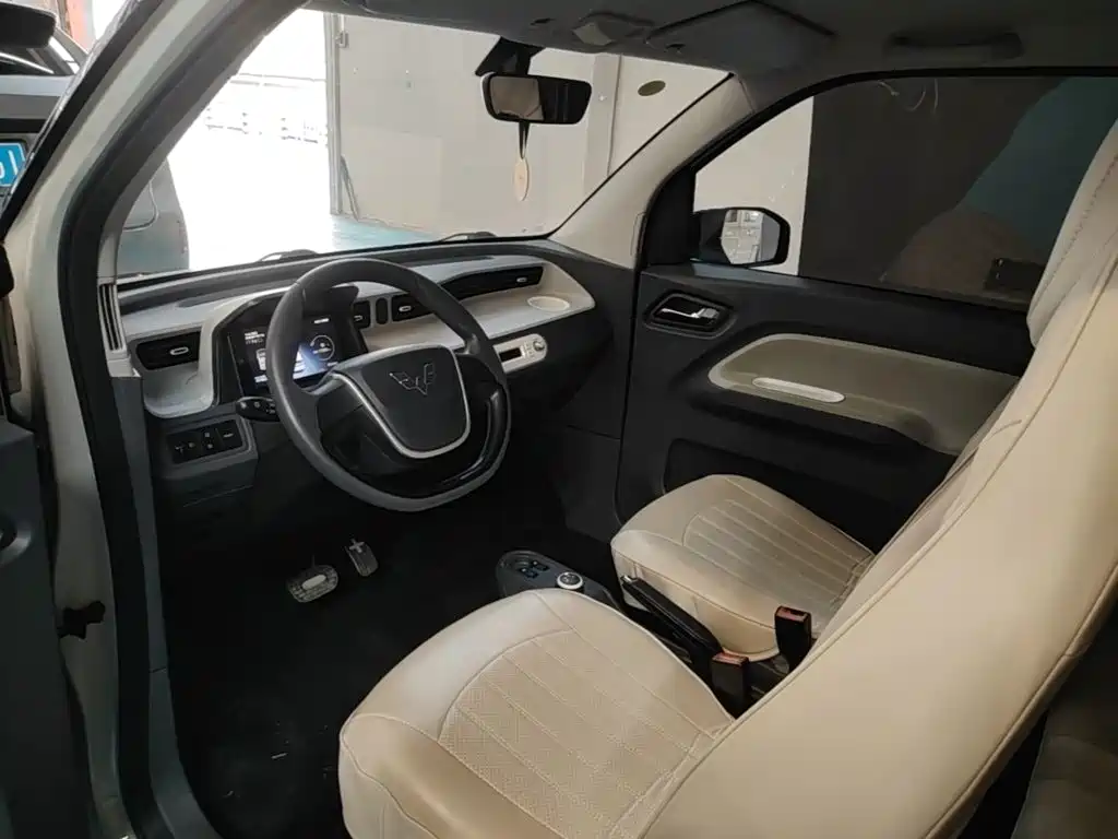 Wuling MINIEV — миниатюра 15