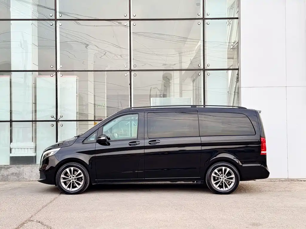 Mercedes-Benz V-Class — миниатюра 8
