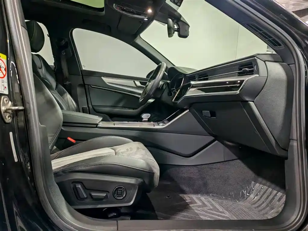 Audi A6L 2022 45 TFSI quattro