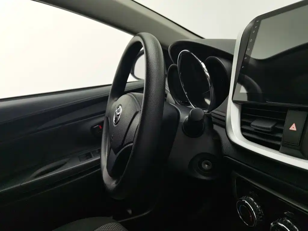 Toyota Vios FS — миниатюра 22