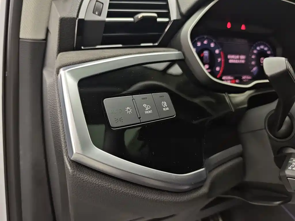 Audi Q3 — миниатюра 16