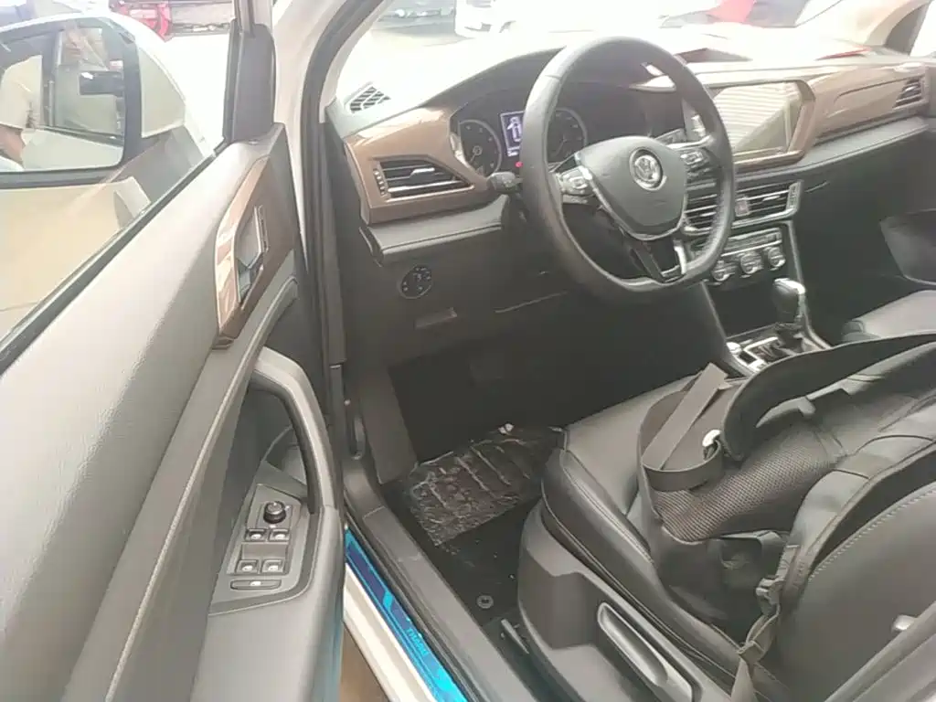 Volkswagen Tharu — миниатюра 16
