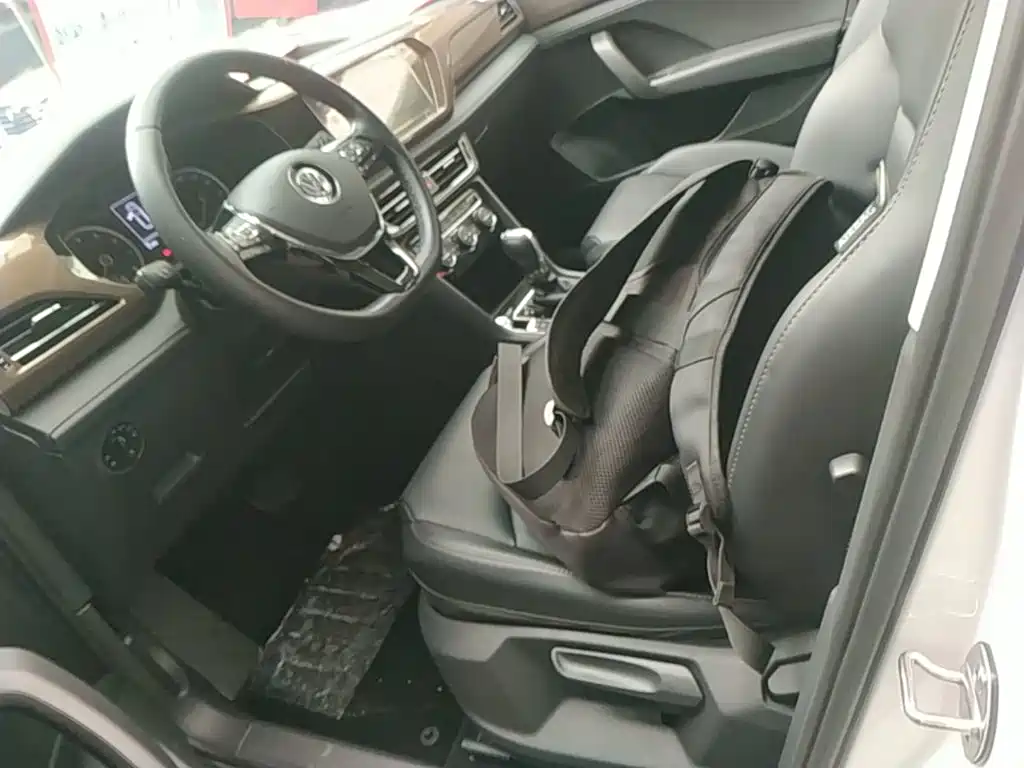Volkswagen Tharu — миниатюра 15