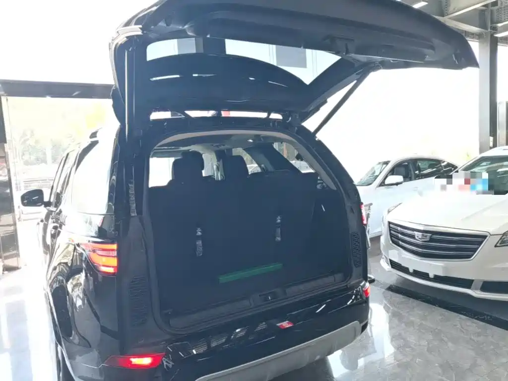 Land Rover Discovery — миниатюра 19