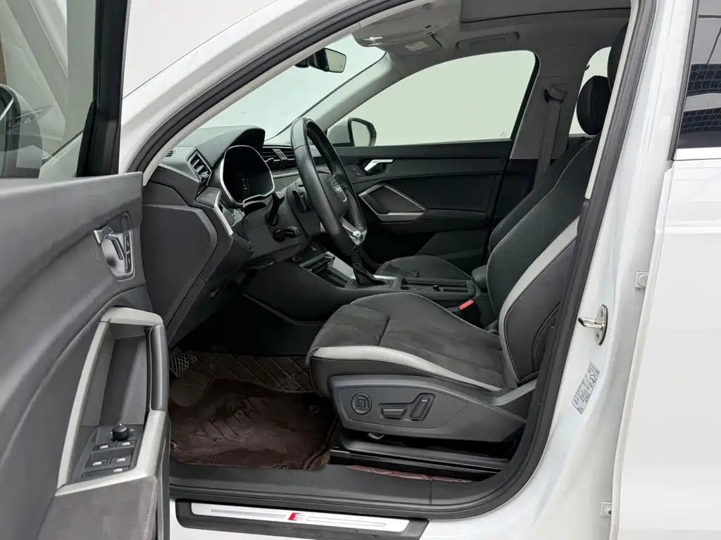 Audi Q3 — миниатюра 7