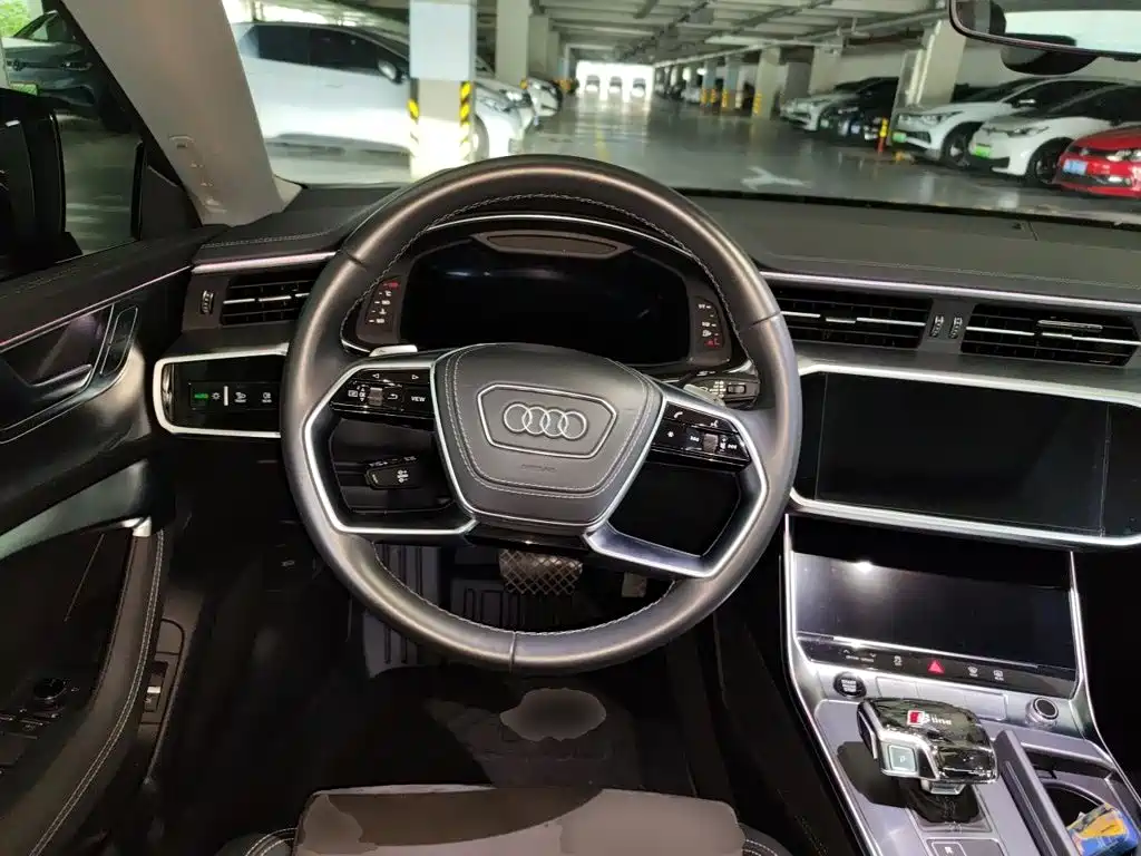 Audi A7L — миниатюра 11