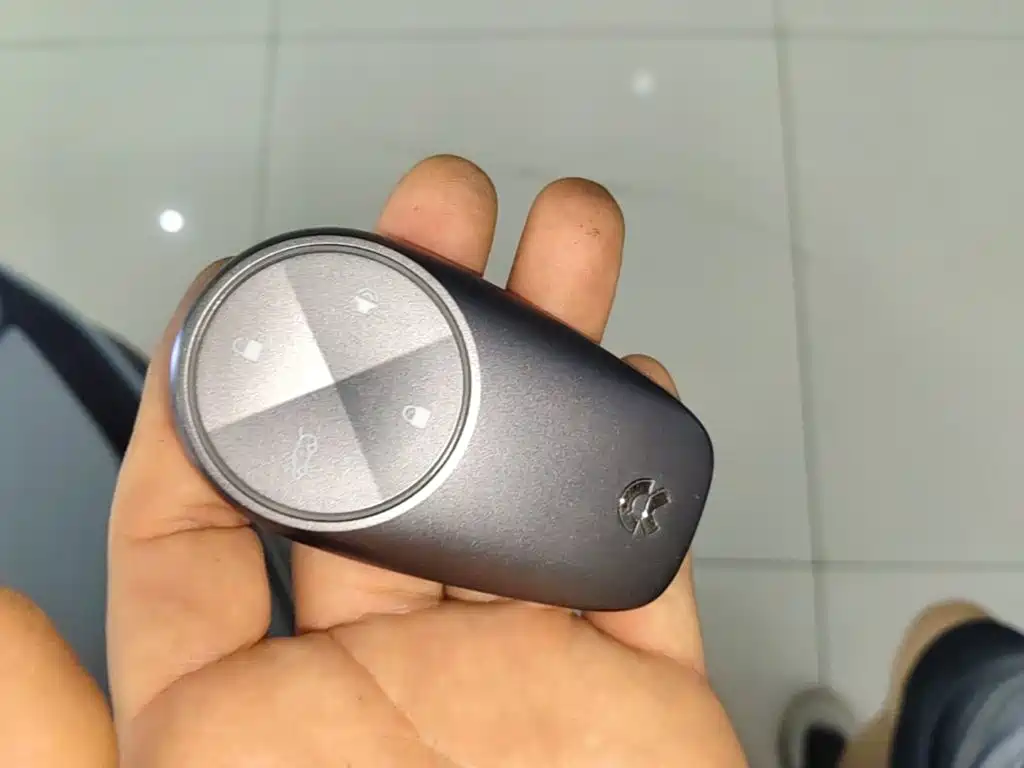 NIO ES6 — миниатюра 9