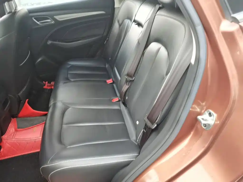 Roewe RX3 — миниатюра 17