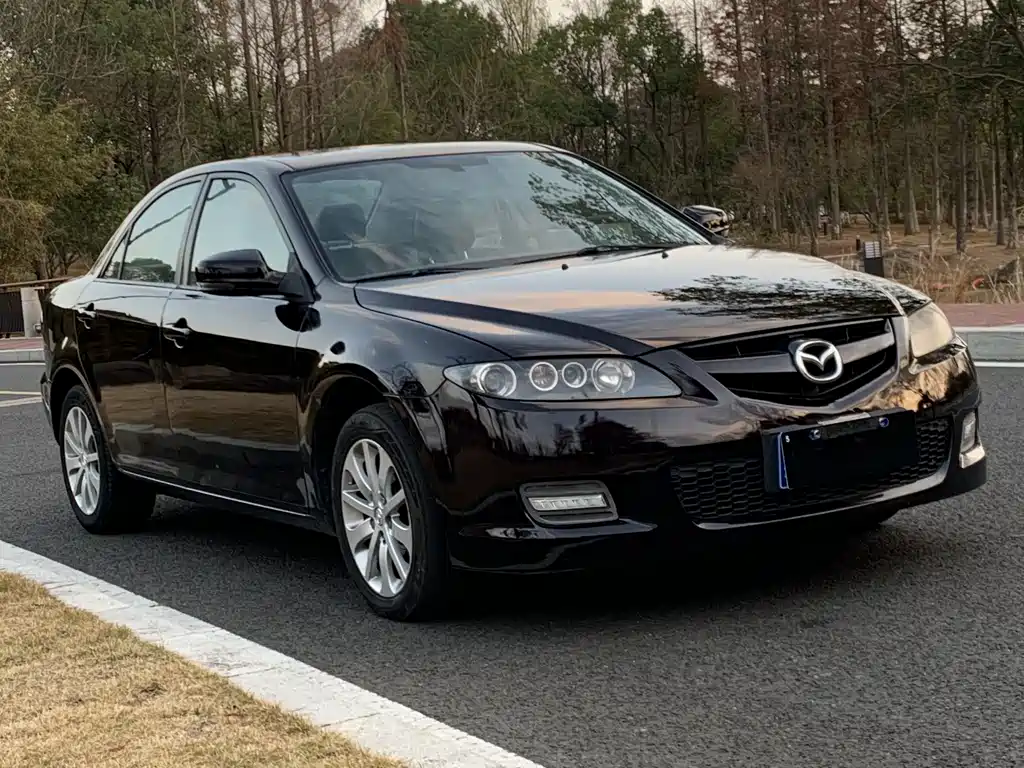 Mazda 6 2.0L Auto Luxury Type, фото 3