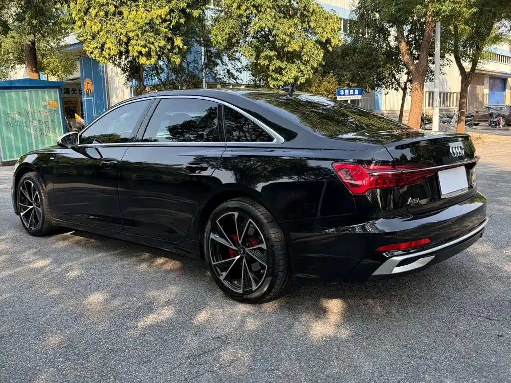 Audi A6L — миниатюра 7