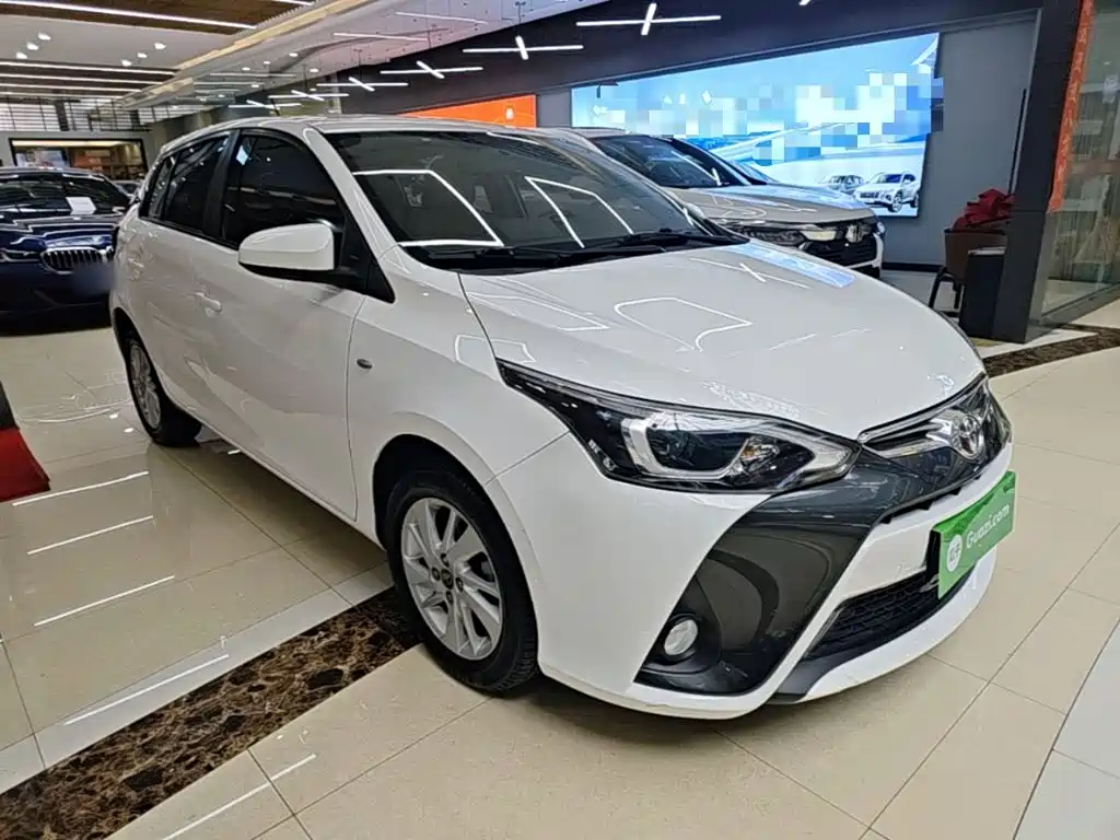 Toyota Yaris L — миниатюра 4