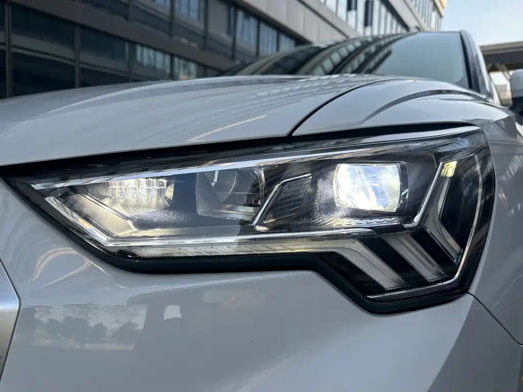 Audi Q3 — миниатюра 14