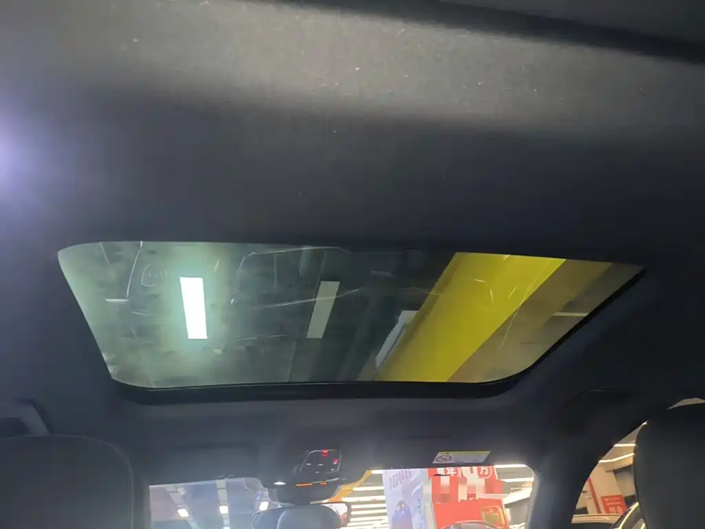 Audi A6L New Energy — миниатюра 18
