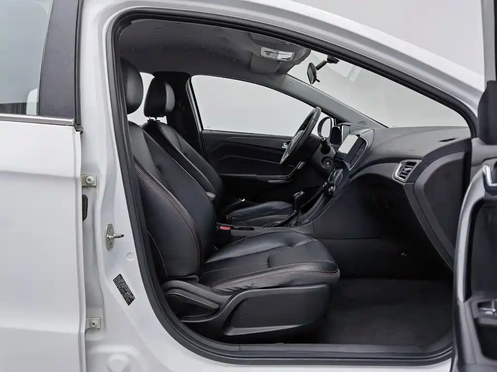 Chery Arrizo 5 — миниатюра 23