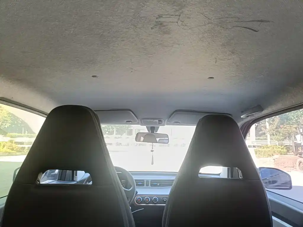 Wuling MINIEV — миниатюра 18