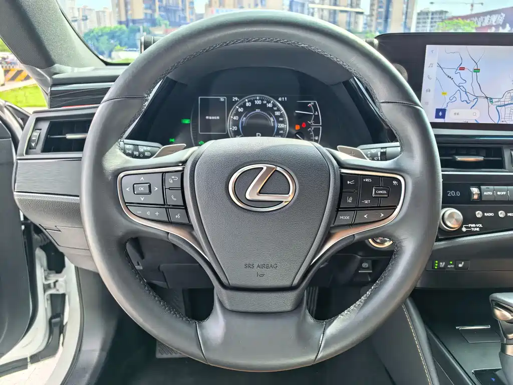 Lexus ES — миниатюра 19