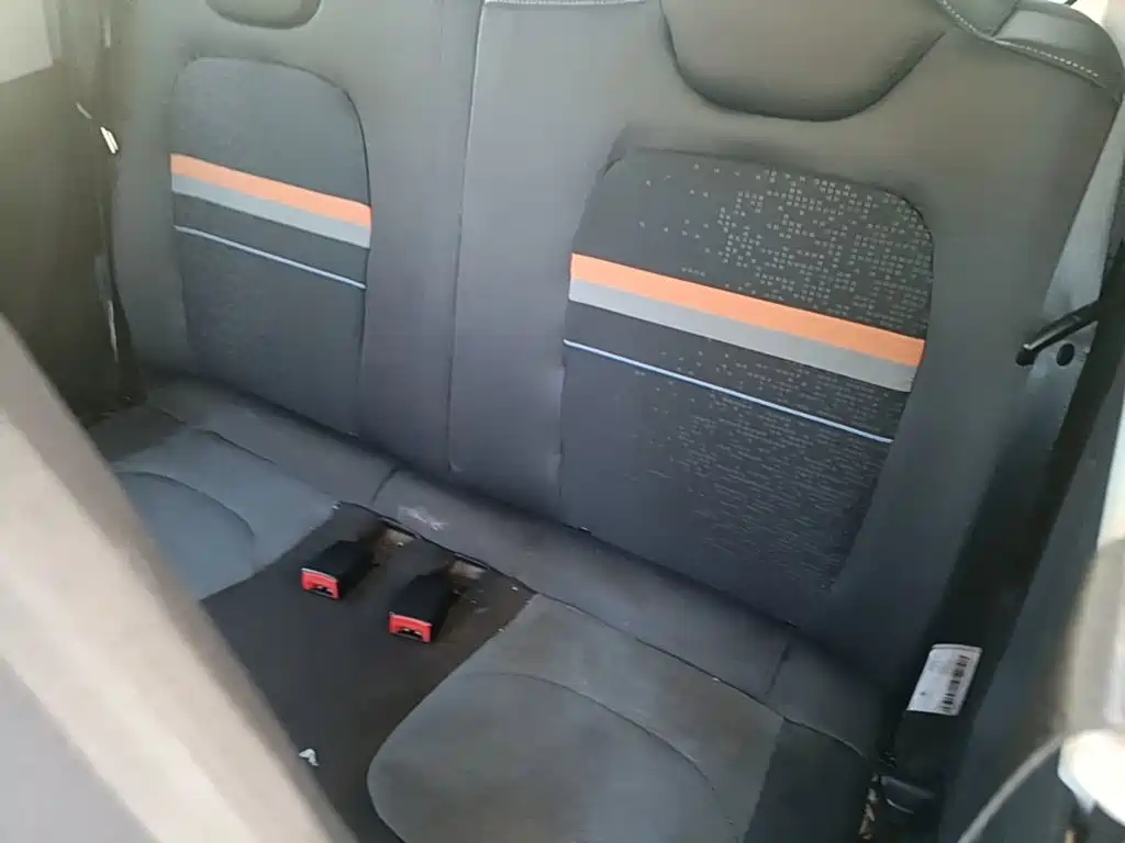Wuling MINIEV — миниатюра 17