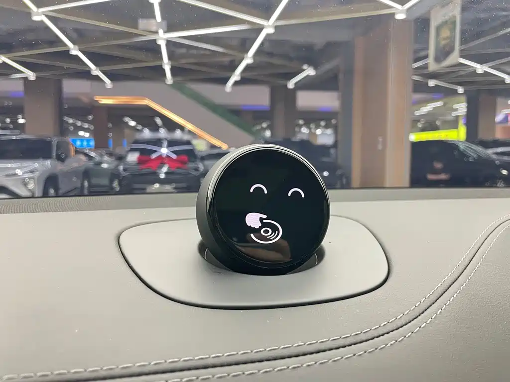 NIO ES6 — миниатюра 14