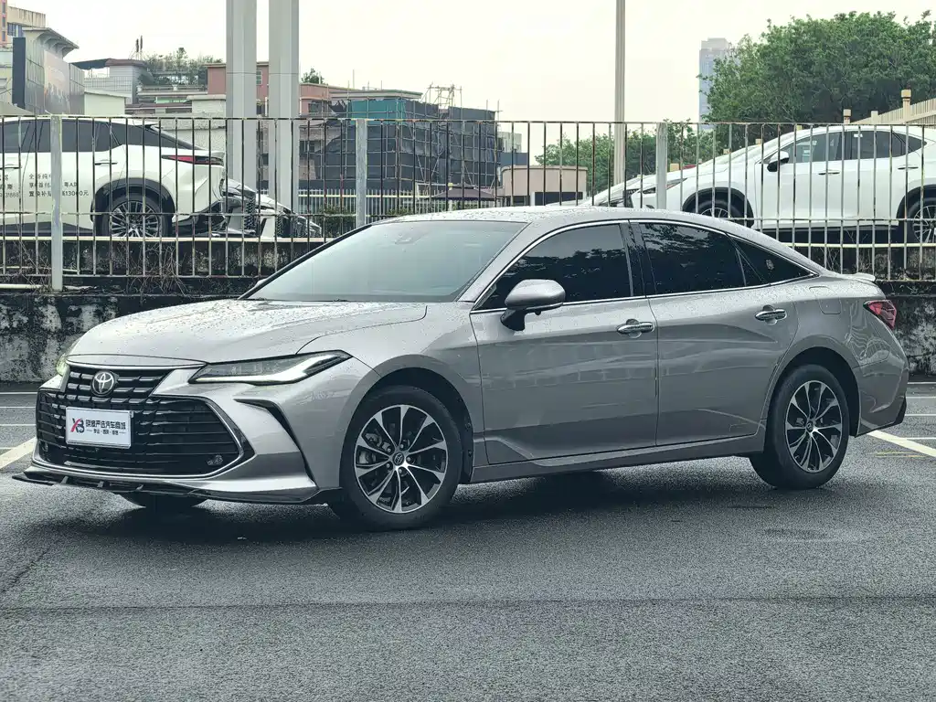 Toyota Avalon — миниатюра 2