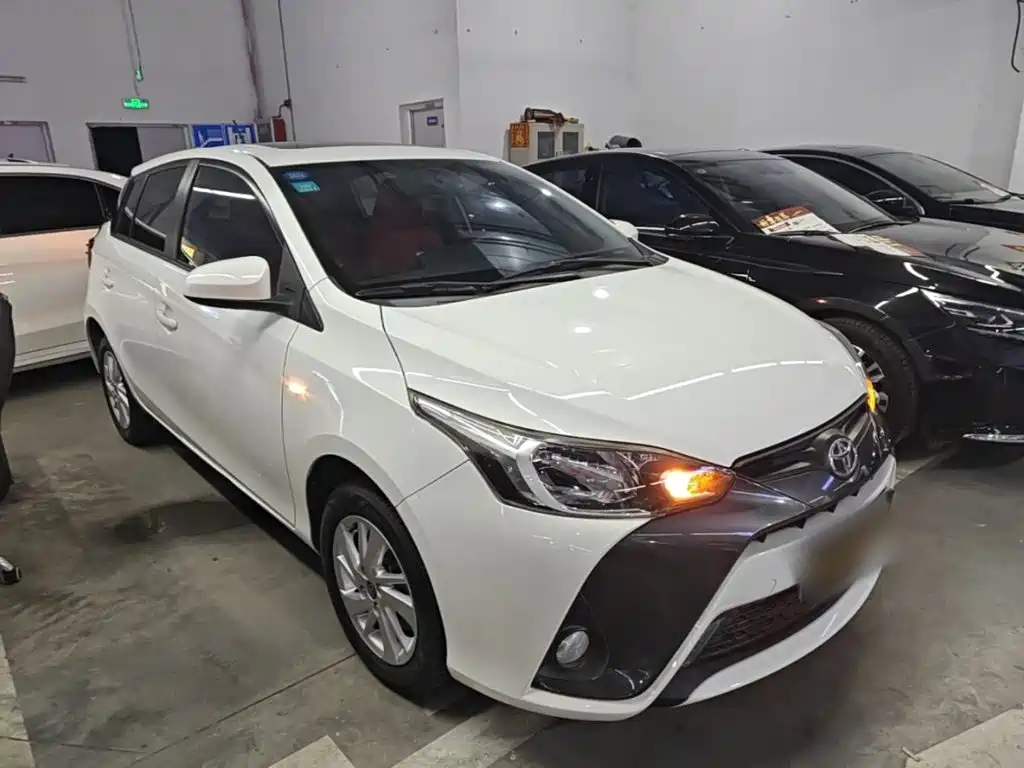 Toyota Yaris L — миниатюра 4