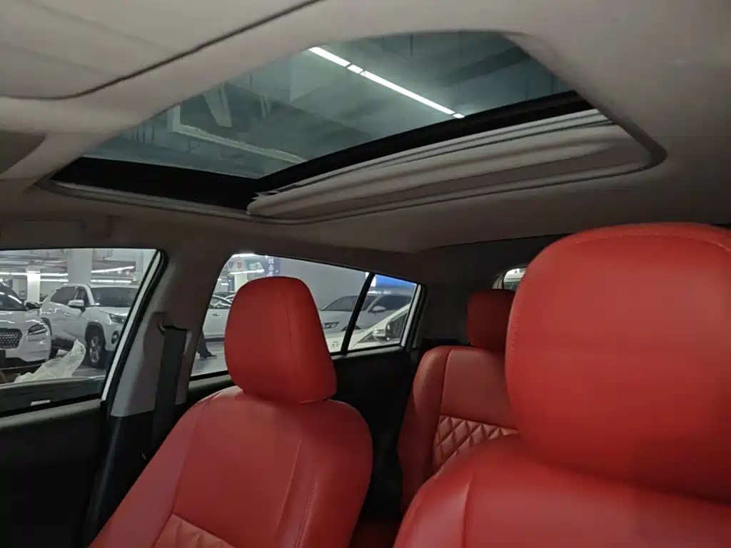 Toyota Yaris L — миниатюра 18