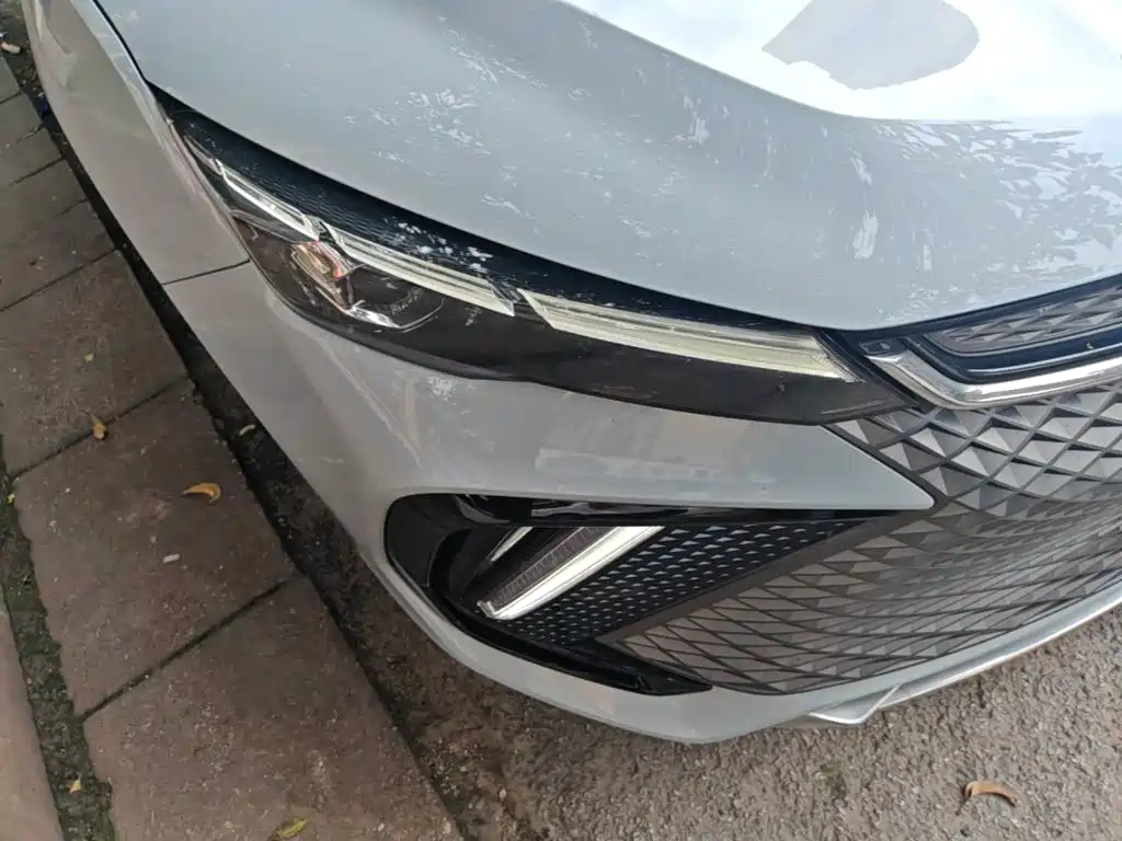 Geely L HiP — миниатюра 11