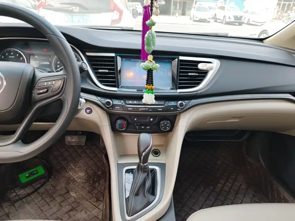 Buick Excelle — миниатюра 13