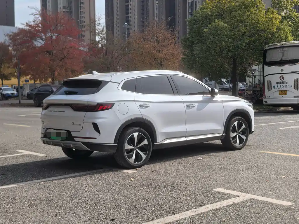 BYD PLUS New Energy — миниатюра 7