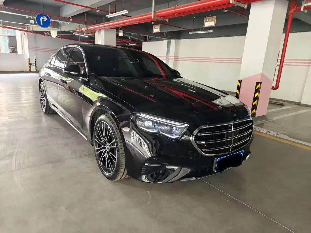 Mercedes-Benz E-Class — миниатюра 2