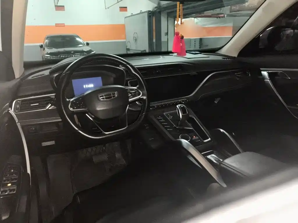 Geely Boyue — миниатюра 13